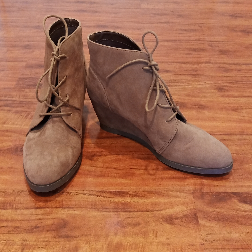 Madden Girl Domain Wedge Lace Up Booties, 10